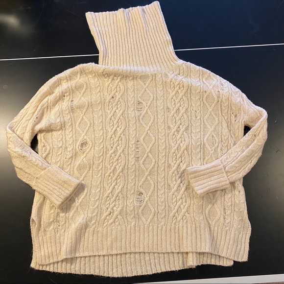 Free People turtleneck sweater - Picture 1 of 3